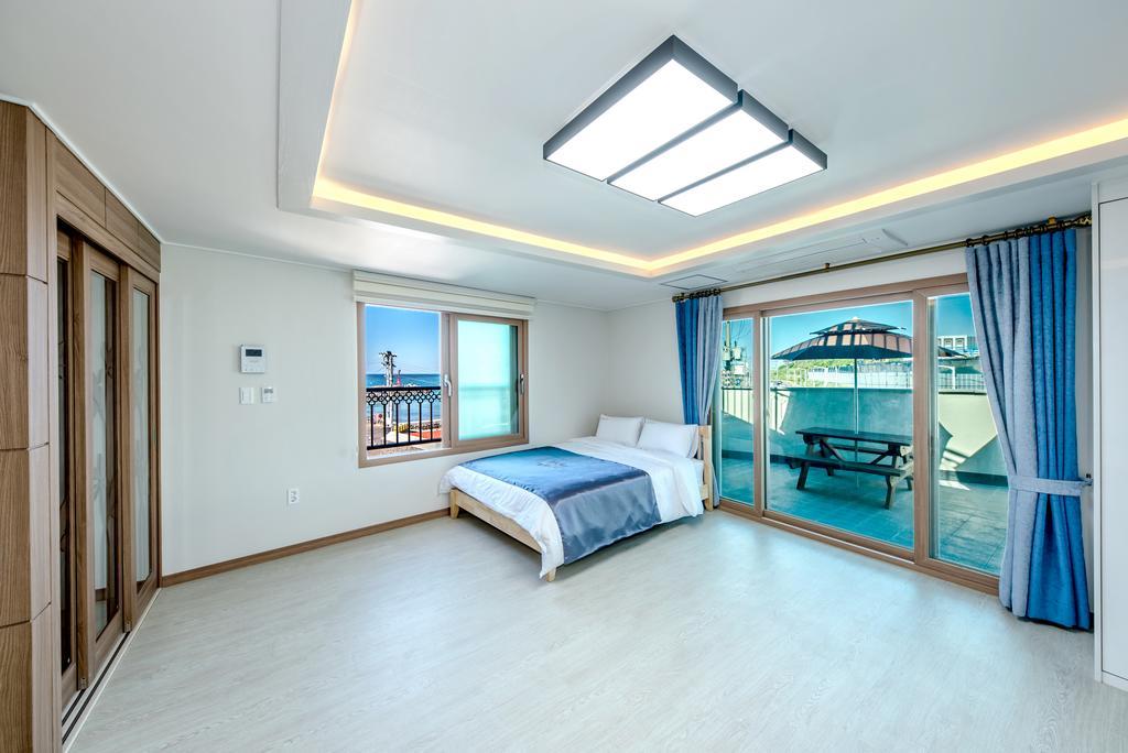 Hotel Holcae House à Jeju Extérieur photo